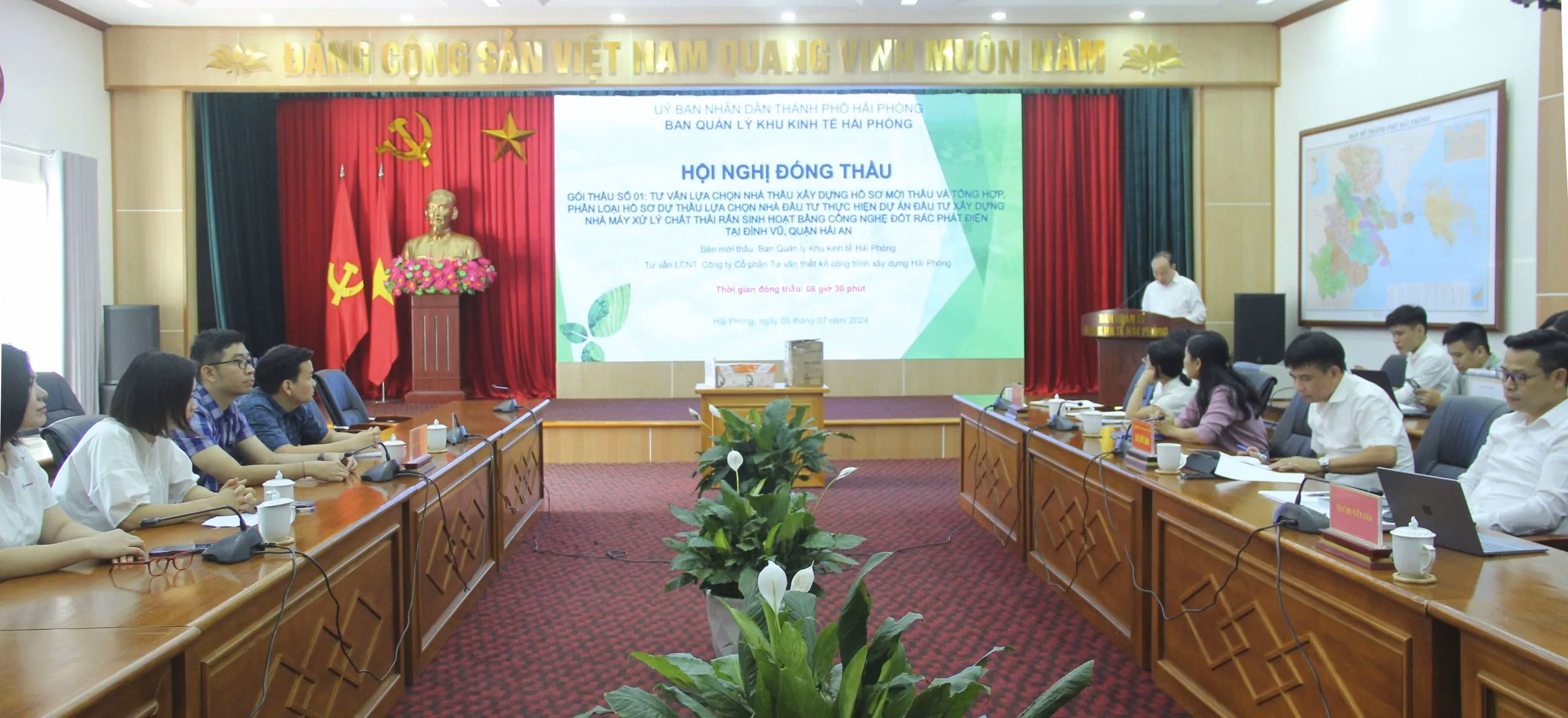 Hội nghị Đóng thầu Gói thầu số 01: Dự án Nhà máy Xử lý Chất thải rắn Sinh hoạt bằng Công nghệ Đốt rác Phát điện tại Đình Vũ