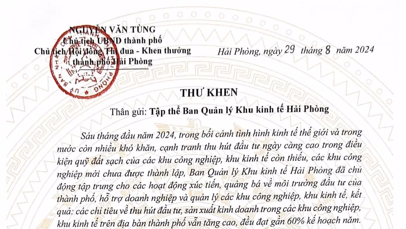 Ban Quản lý Khu kinh tế Hải&nbsp;Phòng nhận thư khen của Chủ tịch UBND thành phố Hải&nbsp;Phòng