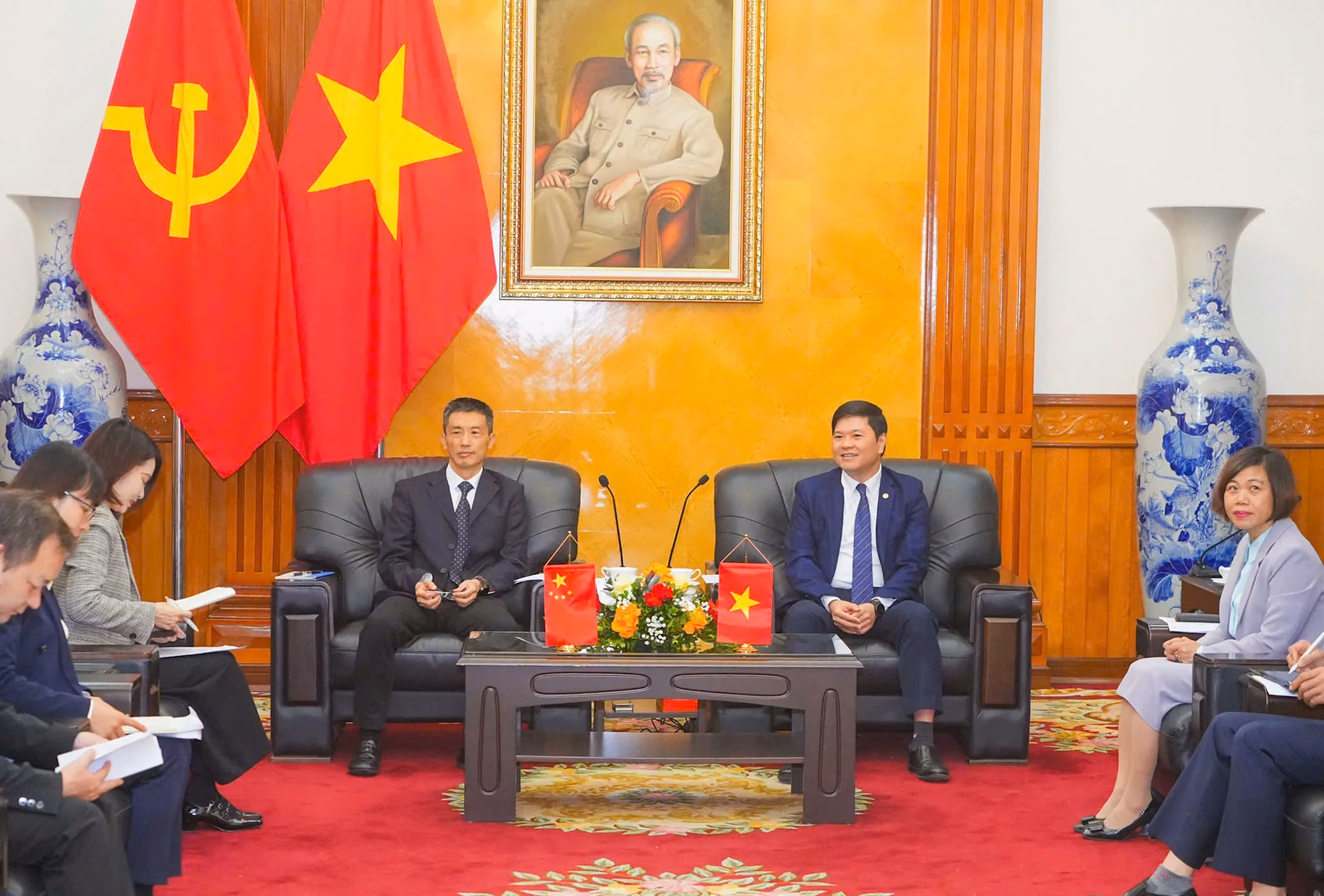 Đoàn đại biểu thành phố Phòng Thành Cảng, Quảng Tây (Trung Quốc) thăm, làm việc tại Hải&nbsp;Phòng