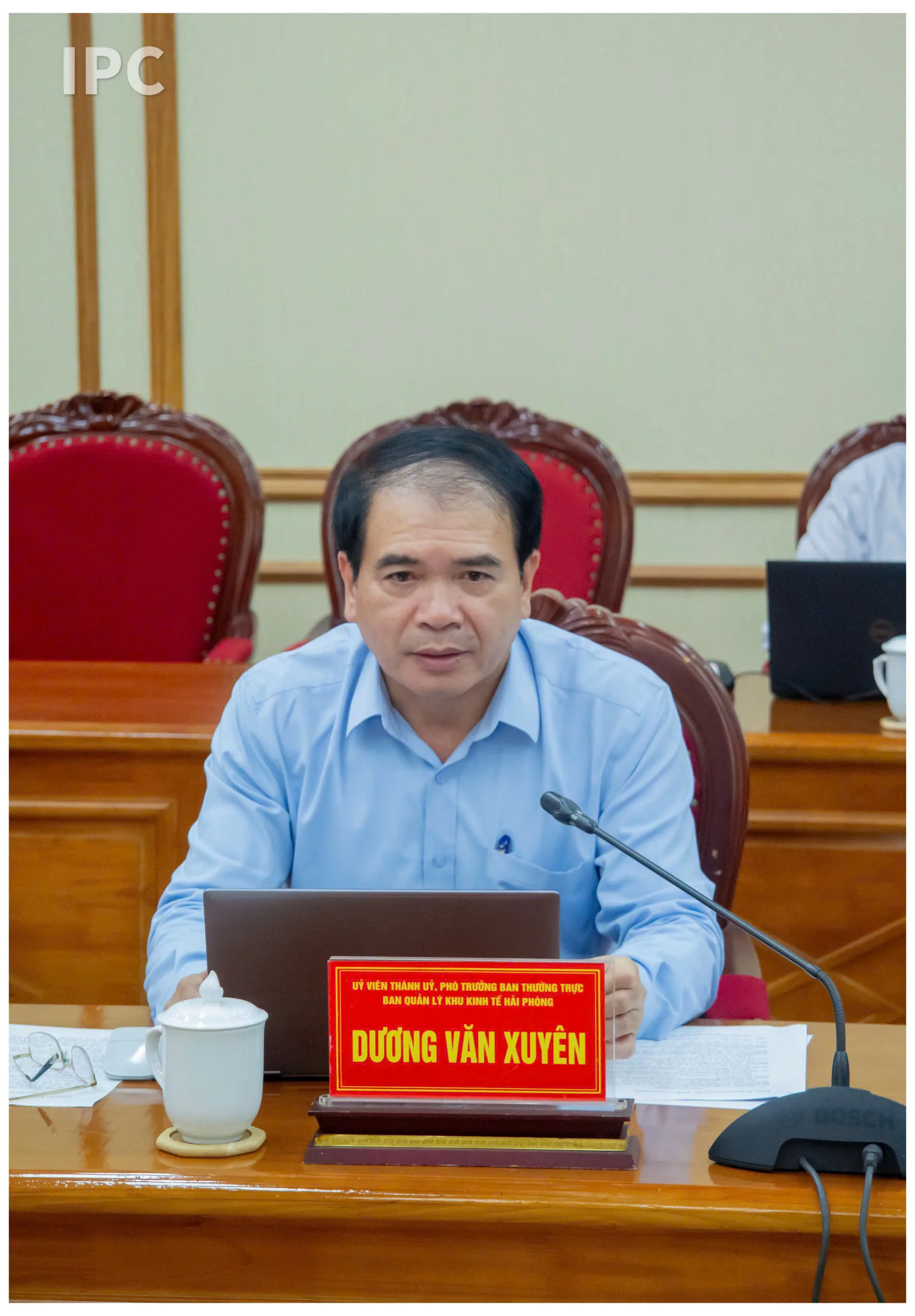 Đồng chí Dương Văn Xuyên phát biểu tại hội nghị