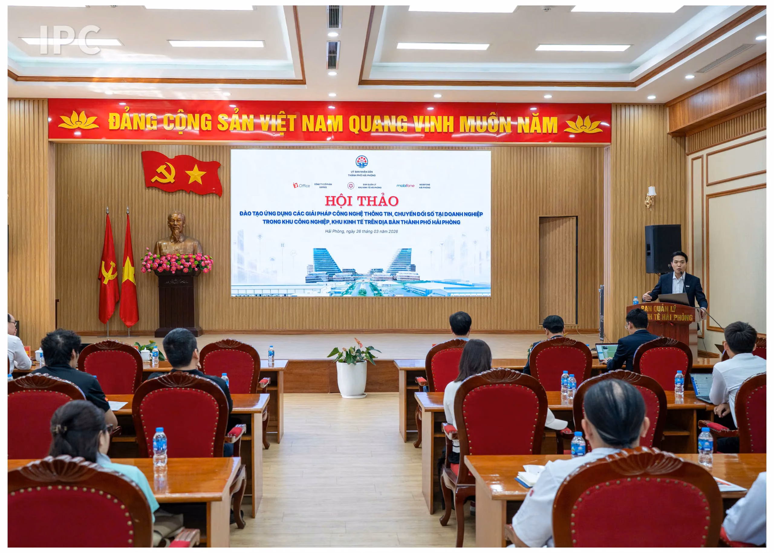 HỖ TRỢ DOANH NGHIỆP CHUYỂN ĐỔI SỐ, CHUYỂN ĐỔI AI, HƯỚNG TỚI CHUẨN HÓA ESG TẠI HẢI&nbsp;PHÒNG